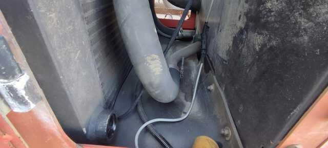 Ditch Witch JT4020AT - Horizontālās urbšanas mašīna: foto 3 Ditch Witch JT4020AT - Horizontālās urbšanas mašīna: foto 3