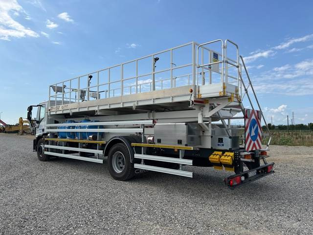 Iveco Eurocargo 180E25 - Autopacēlājs, Šķērveida pacēlājs: foto 2 Iveco Eurocargo 180E25 - Autopacēlājs, Šķērveida pacēlājs: foto 2