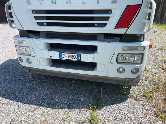 Kravas automašīna ar slēgto virsbūvi Iveco Stralis 270: foto 17