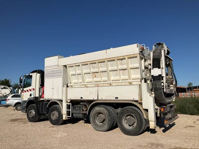 DAF CF85.460 - Kāpurķēžu ekskavators: foto 2 DAF CF85.460 - Kāpurķēžu ekskavators: foto 2