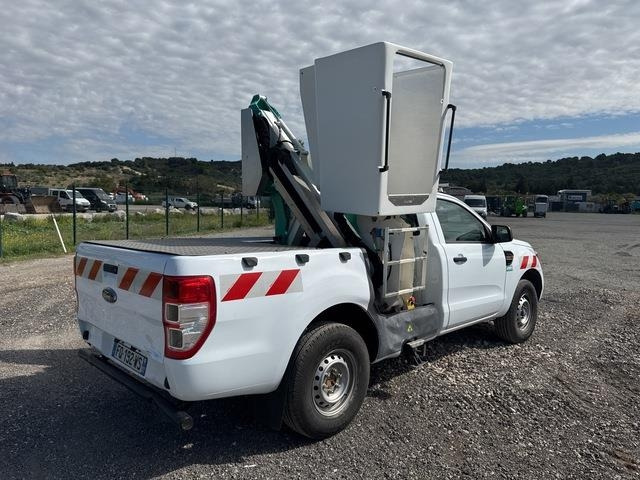 Ford Ranger - Autopacēlājs, Pikaps: foto 3 Ford Ranger - Autopacēlājs, Pikaps: foto 3