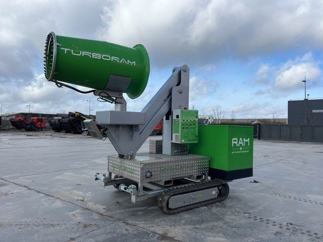 MB Crusher SC60SMT - Celtniecības maisītājs: foto 1 MB Crusher SC60SMT - Celtniecības maisītājs: foto 1