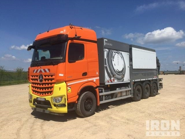 Rivard - Mercedes-Benz EXVAC - Arocs 3253 8x4 - Asenizācijas mašīna: foto 1 Rivard - Mercedes-Benz EXVAC - Arocs 3253 8x4 - Asenizācijas mašīna: foto 1