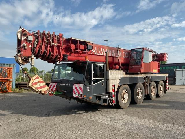 Terex Demag AC80-1 - Visurgājējs celtnis: foto 1 Terex Demag AC80-1 - Visurgājējs celtnis: foto 1