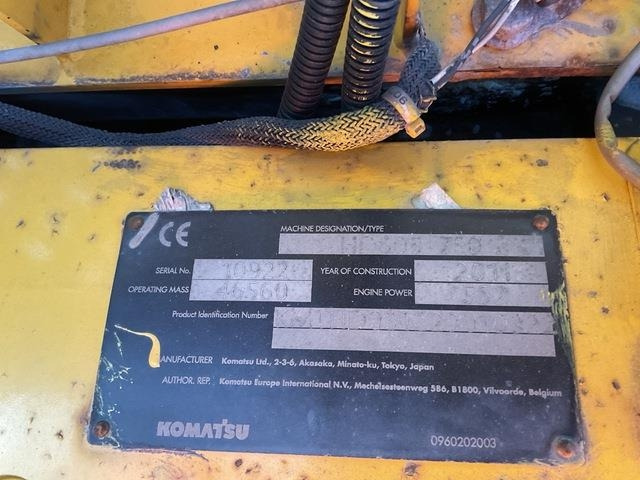 Komatsu HD605-7EO - Karjeru pašizgāzējs: foto 5 Komatsu HD605-7EO - Karjeru pašizgāzējs: foto 5