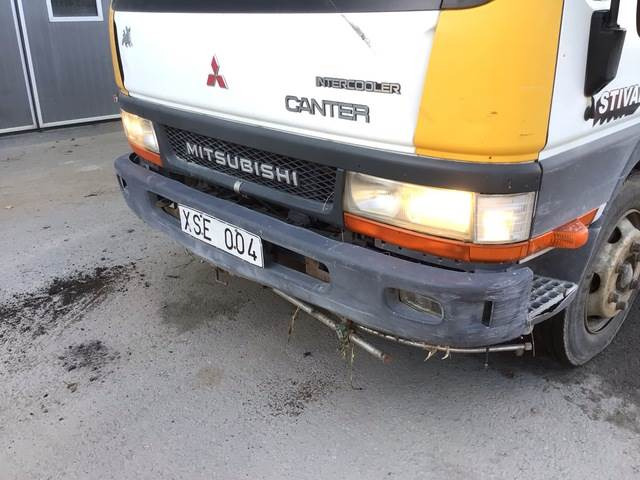Ielu tīrīšanas mašīna Mitsubishi Canter: foto 10