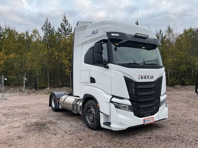 Iveco S-Way 460 LNG - Vilcējs: foto 4 Iveco S-Way 460 LNG - Vilcējs: foto 4