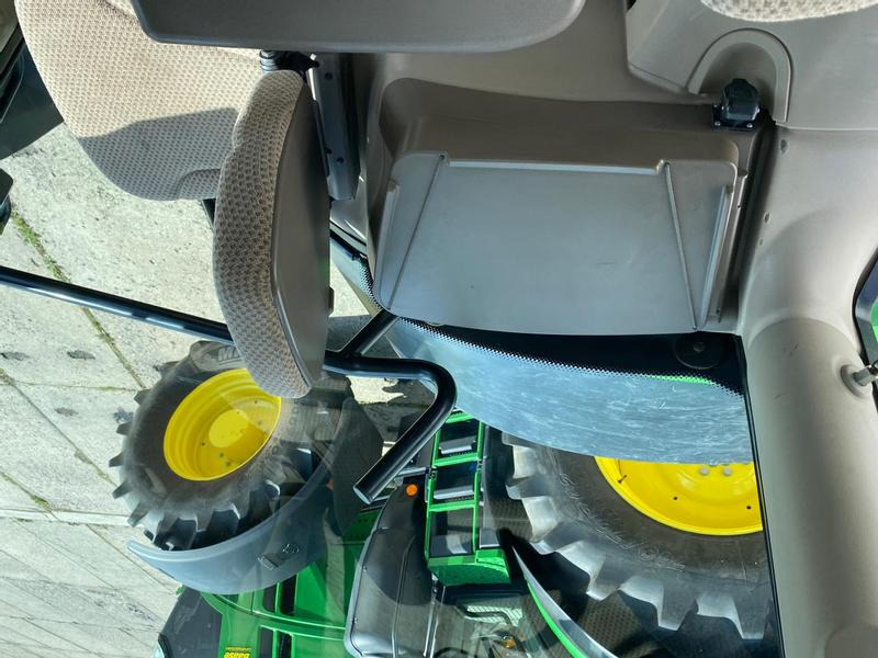 Traktors John Deere 6215R AutoPowr: foto 12