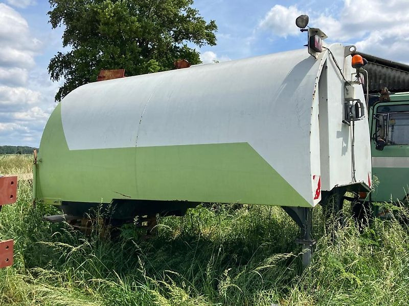SGT Fronttank + Guelleaufbau Xerion 3800 VC - Šķidrmēslu muca: foto 5 SGT Fronttank + Guelleaufbau Xerion 3800 VC - Šķidrmēslu muca: foto 5