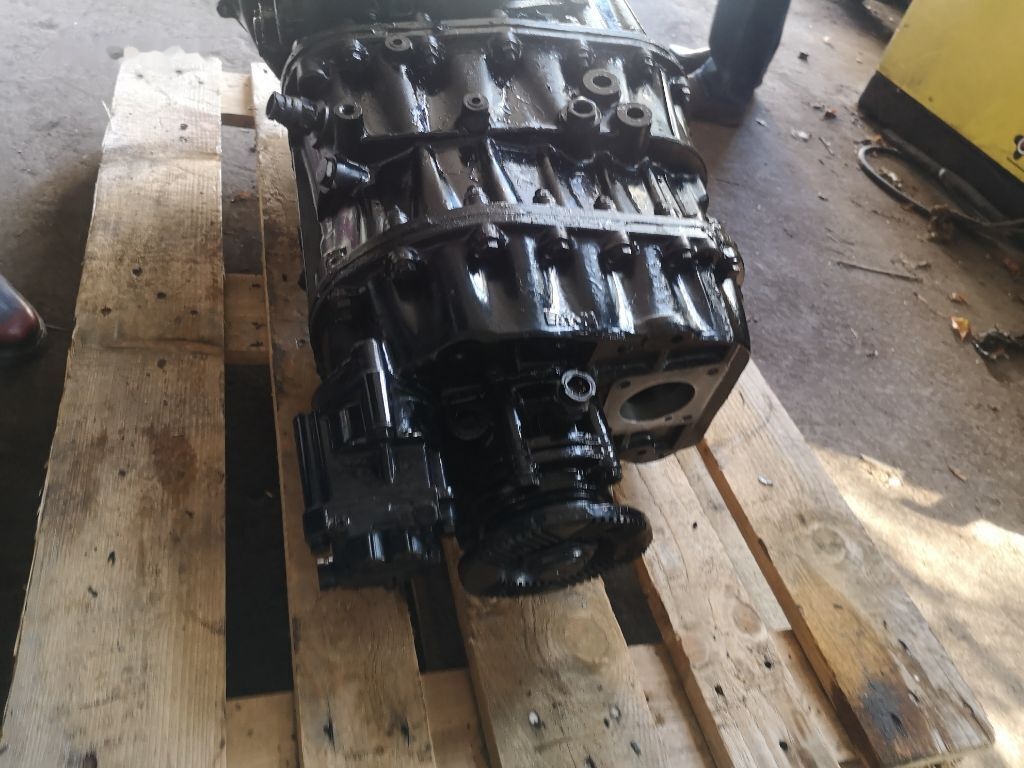 Eaton FS 8309 A 81.32003-6957 MAN - Pārnesumkārba - Kravas automašīna: foto 3 Eaton FS 8309 A 81.32003-6957 MAN - Pārnesumkārba - Kravas automašīna: foto 3