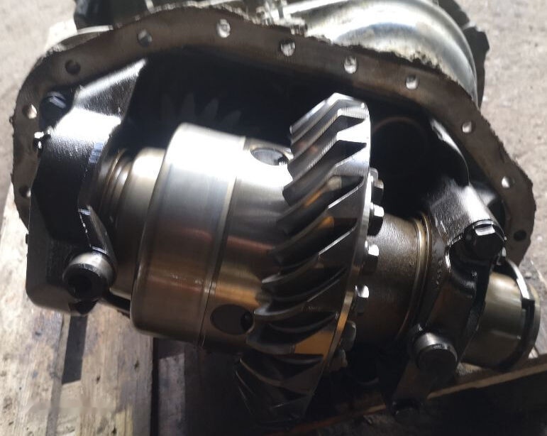 MAN HPD-1382 - Diferenciālis - Kravas automašīna: foto 2 MAN HPD-1382 - Diferenciālis - Kravas automašīna: foto 2