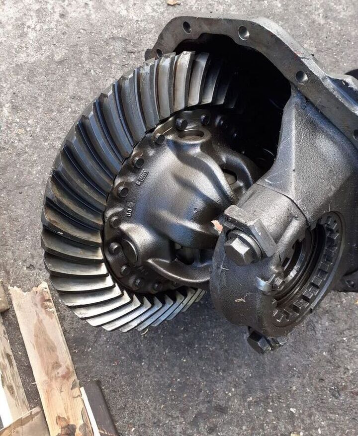 Mercedes-Benz HL8   Mercedes-Benz - Diferenciālis - Kravas automašīna: foto 2 Mercedes-Benz HL8   Mercedes-Benz - Diferenciālis - Kravas automašīna: foto 2