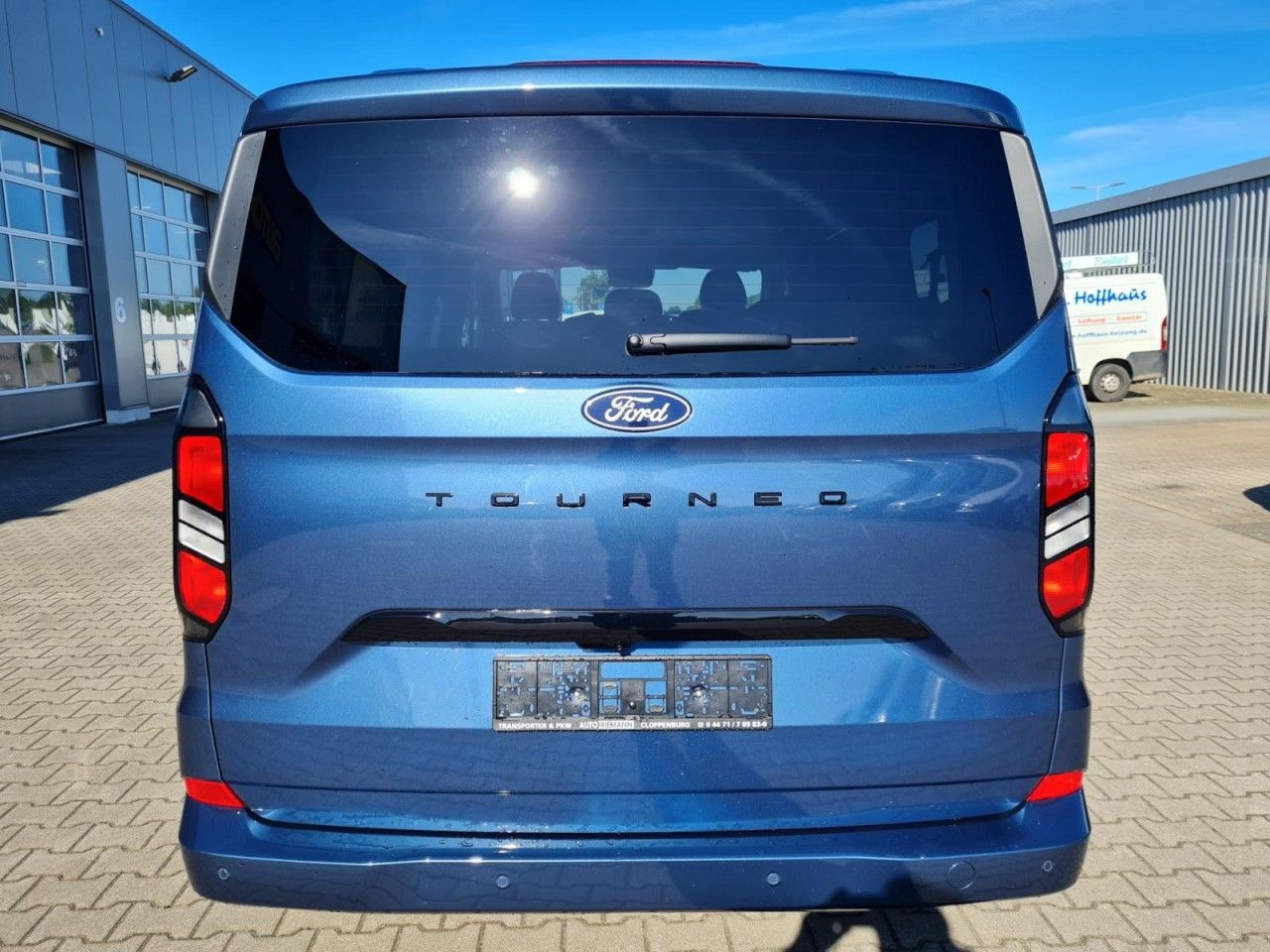 Pasažieru furgons Ford Tourneo Custom 320 Titanium L1 AG 8-Sitze LED KA: foto 22