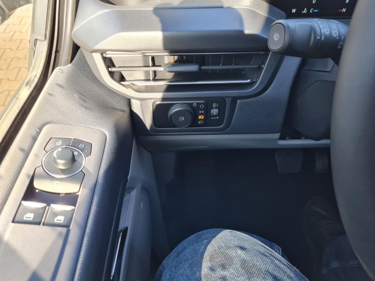 Pasažieru furgons Ford Tourneo Custom 320 Titanium L1 AG 8-Sitze LED KA: foto 24