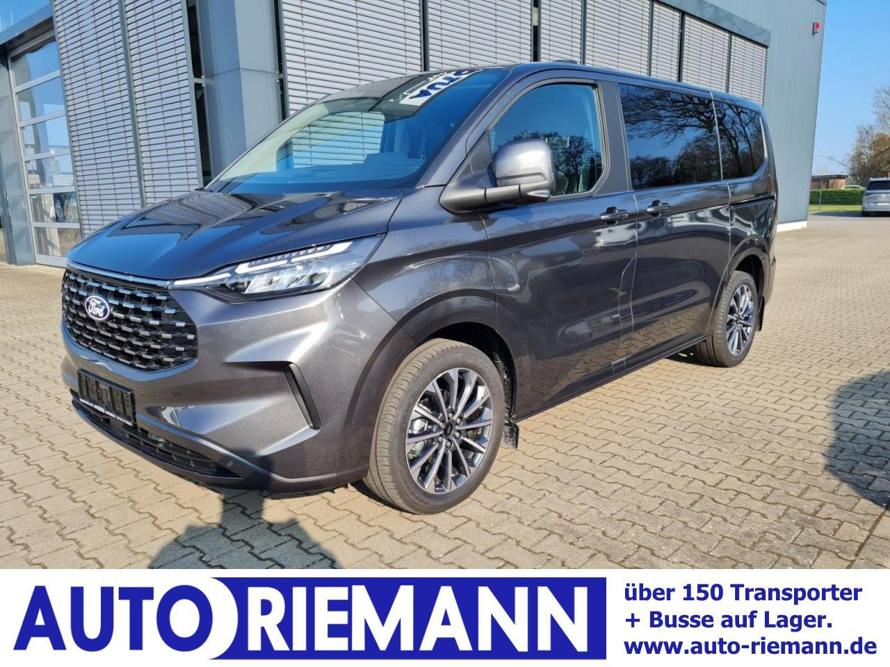 Ford Tourneo Custom 320 Titanium X L1 AHK LED LMF NAV - Pasažieru furgons: foto 1 Ford Tourneo Custom 320 Titanium X L1 AHK LED LMF NAV - Pasažieru furgons: foto 1