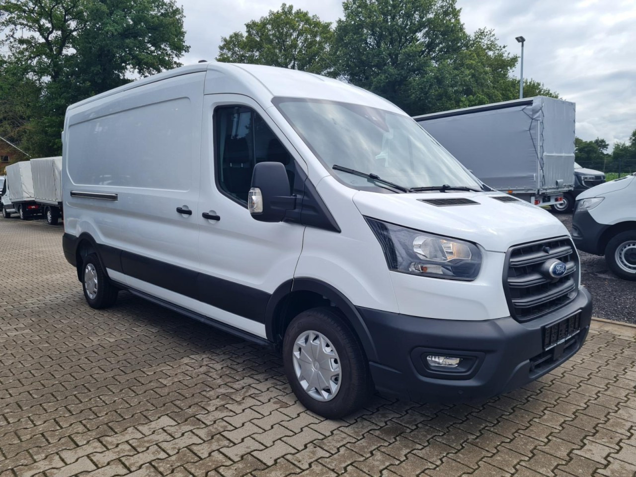 Ford Transit 350 Kasten AG L3H2 Trend KLIMA PDC TEMPOMAT - Kravas mikroautobuss: foto 3 Ford Transit 350 Kasten AG L3H2 Trend KLIMA PDC TEMPOMAT - Kravas mikroautobuss: foto 3