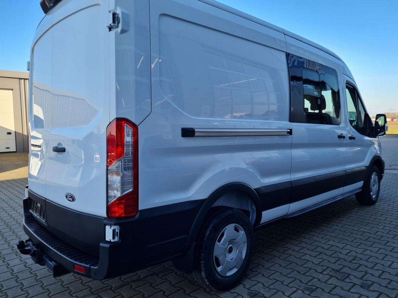 Ford Transit 350 Kasten Doka 6-Sitze L3 Trend AHK KAM - Kravas mikroautobuss, Kravas-pasažieru furgons: foto 3 Ford Transit 350 Kasten Doka 6-Sitze L3 Trend AHK KAM - Kravas mikroautobuss, Kravas-pasažieru furgons: foto 3