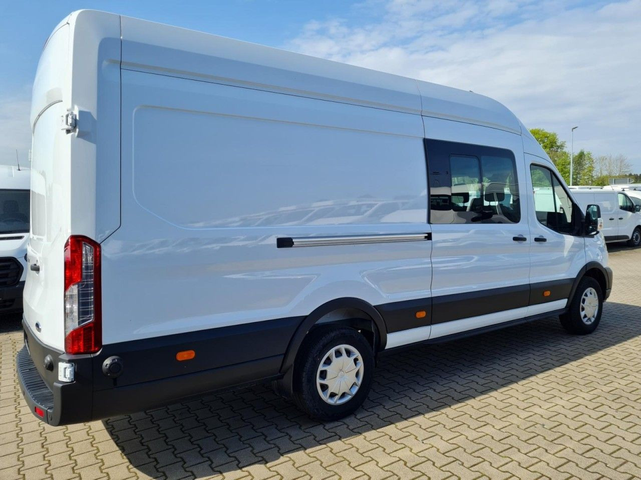 Ford Transit 350 Kasten L4H3 Doka Trend Mixto RWD - Kravas mikroautobuss, Kravas-pasažieru furgons: foto 4 Ford Transit 350 Kasten L4H3 Doka Trend Mixto RWD - Kravas mikroautobuss, Kravas-pasažieru furgons: foto 4