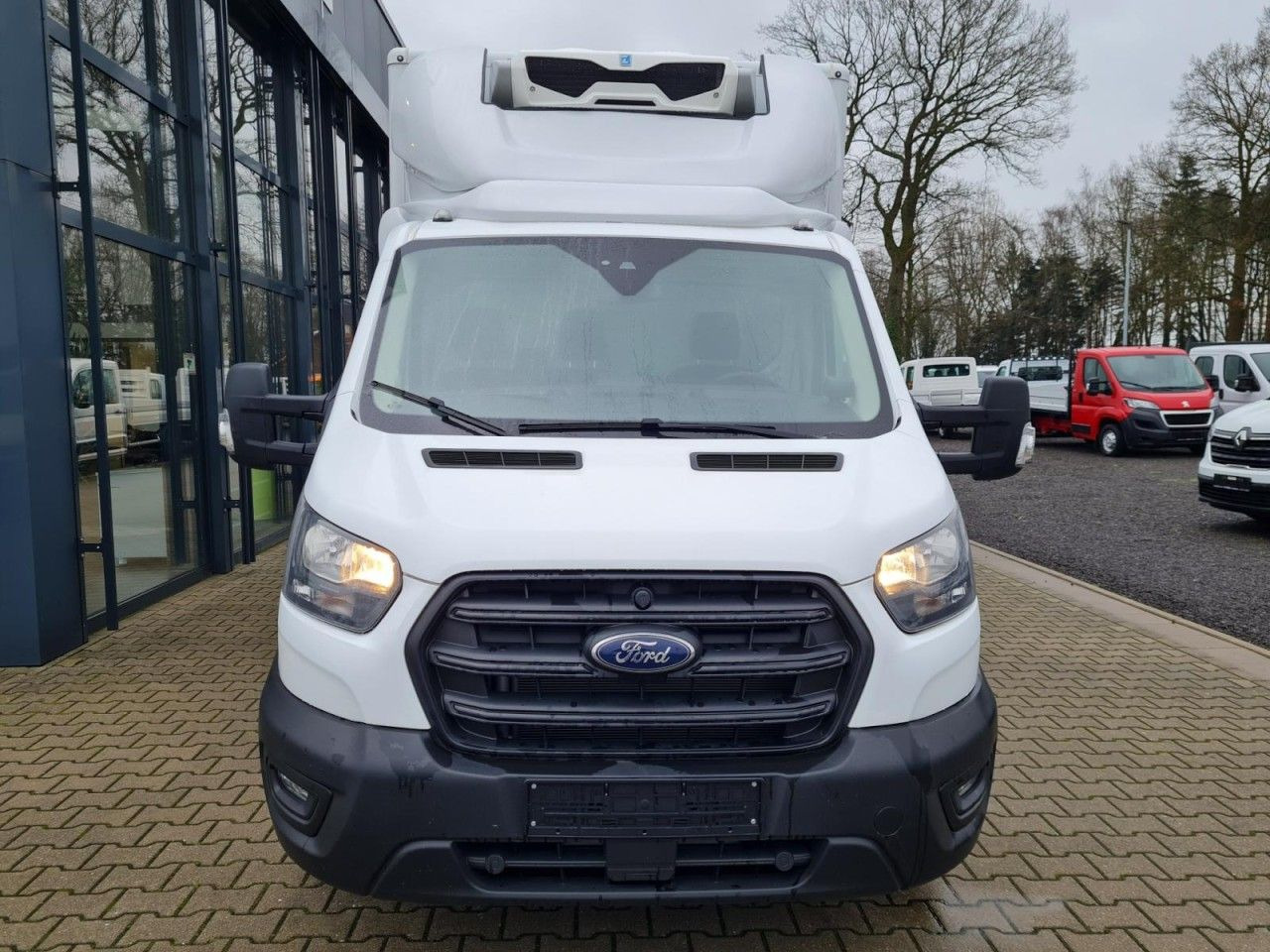 Ford Transit 350 Kühlkoffer STAND+FAHRKÜHLUNG TREND Ford Transit 350 Kühlkoffer STAND+FAHRKÜHLUNG TREND - Komercauto refrižerators: foto 2 Ford Transit 350 Kühlkoffer STAND+FAHRKÜHLUNG TREND Ford Transit 350 Kühlkoffer STAND+FAHRKÜHLUNG TREND - Komercauto refrižerators: foto 2
