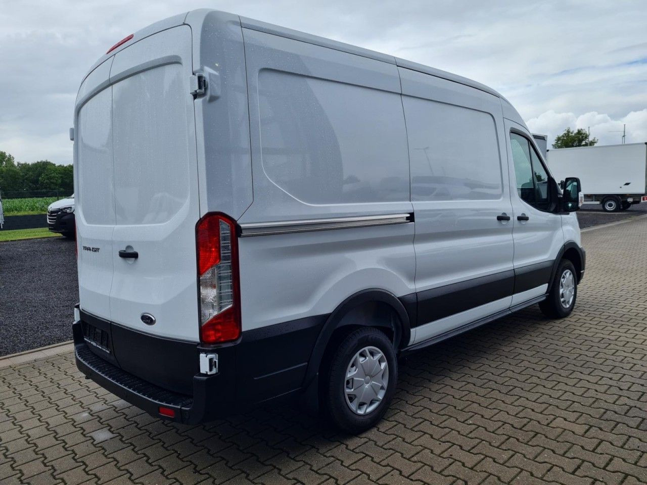 Ford Transit Kasten TDCi L2H2 Trend Klima Tempomat - Mazs furgons: foto 5 Ford Transit Kasten TDCi L2H2 Trend Klima Tempomat - Mazs furgons: foto 5