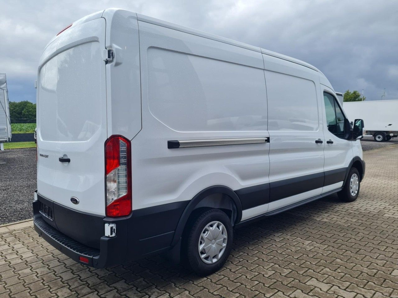 Ford Transit Kasten TDCi L3H2 Trend Klima, Tempomat - Mazs furgons: foto 5 Ford Transit Kasten TDCi L3H2 Trend Klima, Tempomat - Mazs furgons: foto 5