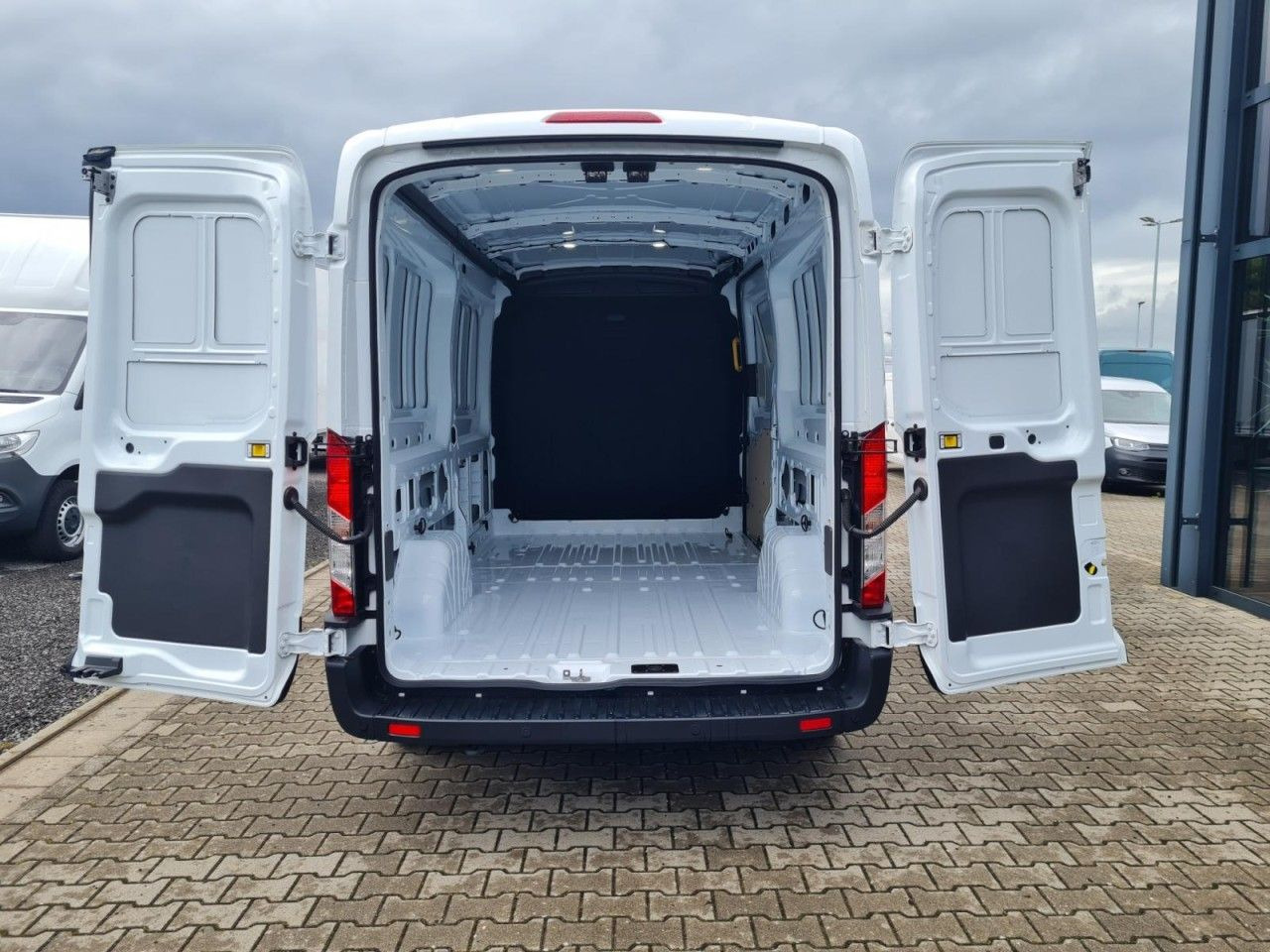 Mazs furgons Ford Transit Kasten TDCi L3H2 Trend Klima, Tempomat: foto 7