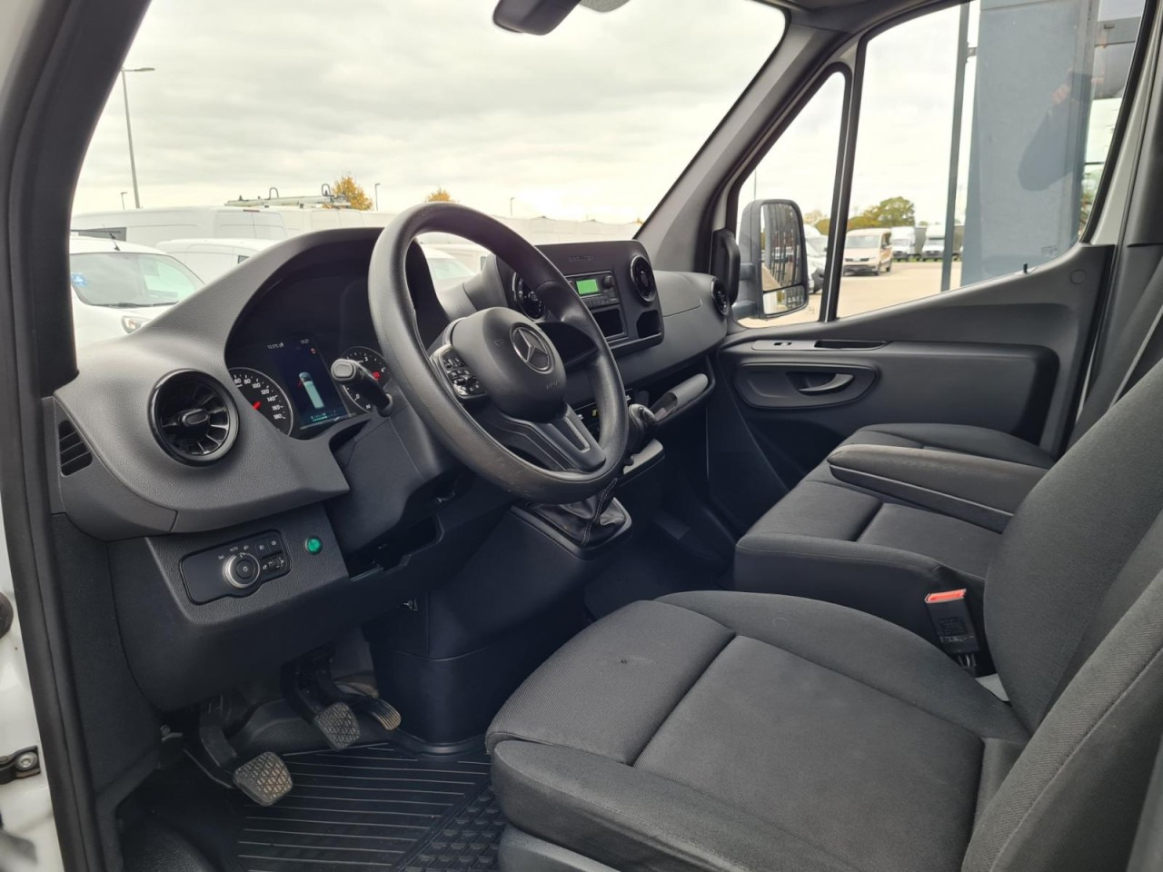 Furgons ar slēgtā virsbūve Mercedes-Benz Sprinter 315 CDI Koffer RWD KLIMA TEMPOMAT: foto 9