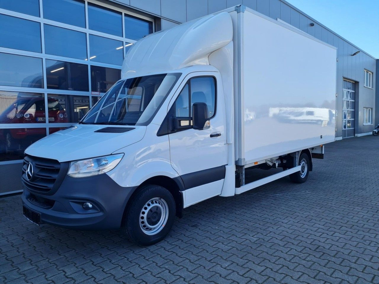 Mercedes-Benz Sprinter 315 CDi RWD Koffer LBW KLIMA TEMPOMAT - Furgons ar slēgtā virsbūve: foto 3 Mercedes-Benz Sprinter 315 CDi RWD Koffer LBW KLIMA TEMPOMAT - Furgons ar slēgtā virsbūve: foto 3