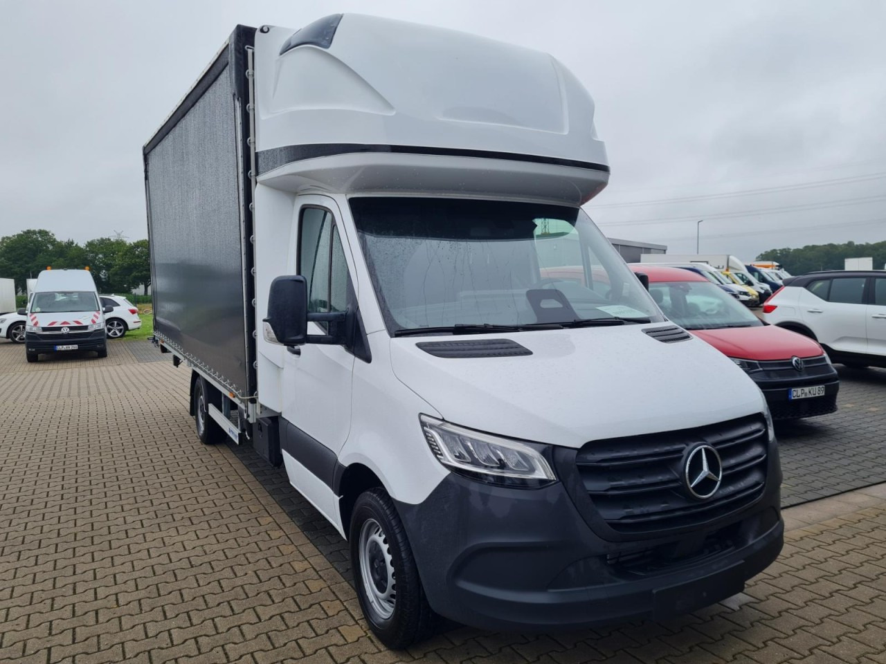Mercedes-Benz Sprinter 317 AG Schiebe Plane Schlafkab 10 Pal AHK - Furgons ar tentu: foto 2 Mercedes-Benz Sprinter 317 AG Schiebe Plane Schlafkab 10 Pal AHK - Furgons ar tentu: foto 2