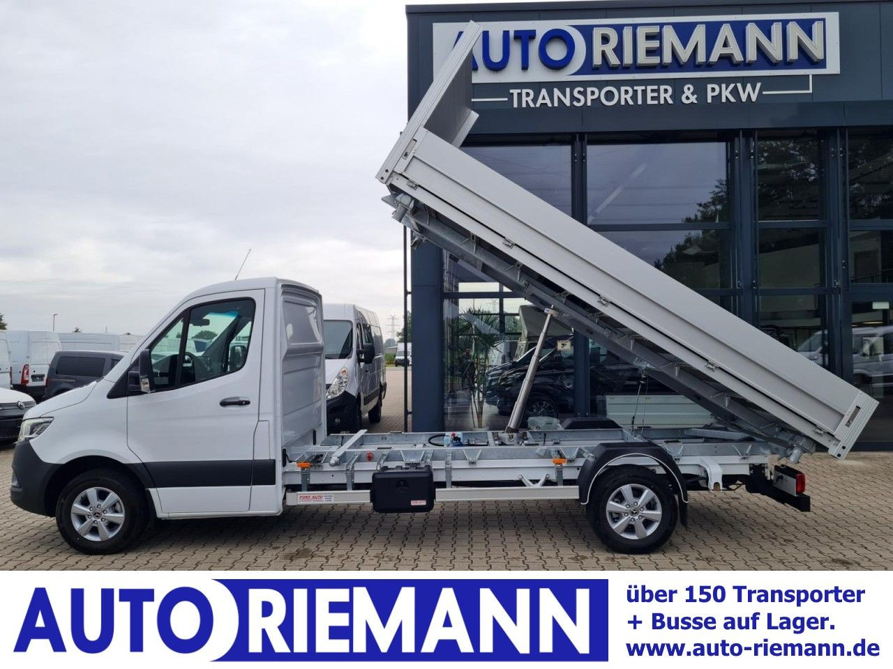 Mercedes-Benz Sprinter 317 CDI 3 Seiten kipper RWD AHK LED NAV - Komercauto pašizgāzējs: foto 1 Mercedes-Benz Sprinter 317 CDI 3 Seiten kipper RWD AHK LED NAV - Komercauto pašizgāzējs: foto 1
