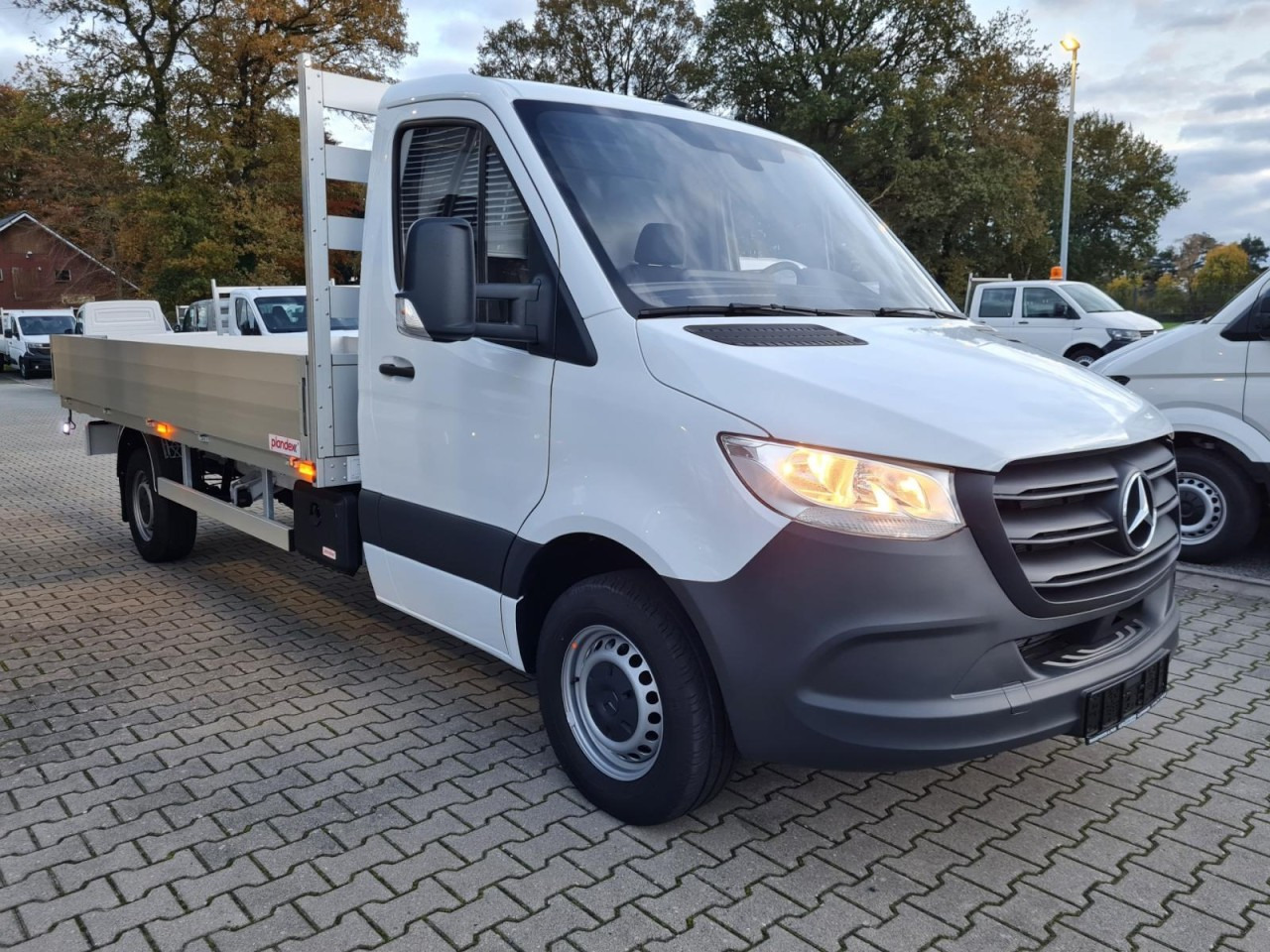 Mercedes-Benz Sprinter 317 CDI Pritsche L3 lang RWD KLIMA TEMPOMAT - Automašīna ar kravas platformu: foto 3 Mercedes-Benz Sprinter 317 CDI Pritsche L3 lang RWD KLIMA TEMPOMAT - Automašīna ar kravas platformu: foto 3