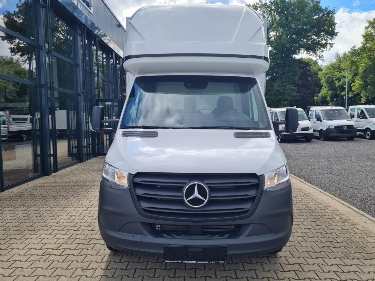 Mercedes-Benz Sprinter 317 Pritsche Plane Schlafkab RWD 10 Pal - Furgons ar tentu: foto 2 Mercedes-Benz Sprinter 317 Pritsche Plane Schlafkab RWD 10 Pal - Furgons ar tentu: foto 2