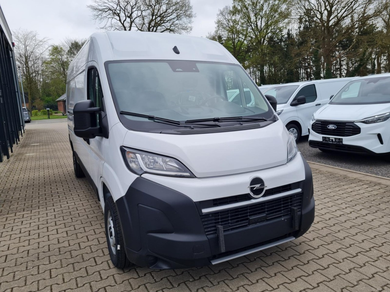 Opel Movano Kasten 2.2 HDI 180 L3H2 Klima NAVI TEMPOMAT - Kravas mikroautobuss: foto 2 Opel Movano Kasten 2.2 HDI 180 L3H2 Klima NAVI TEMPOMAT - Kravas mikroautobuss: foto 2