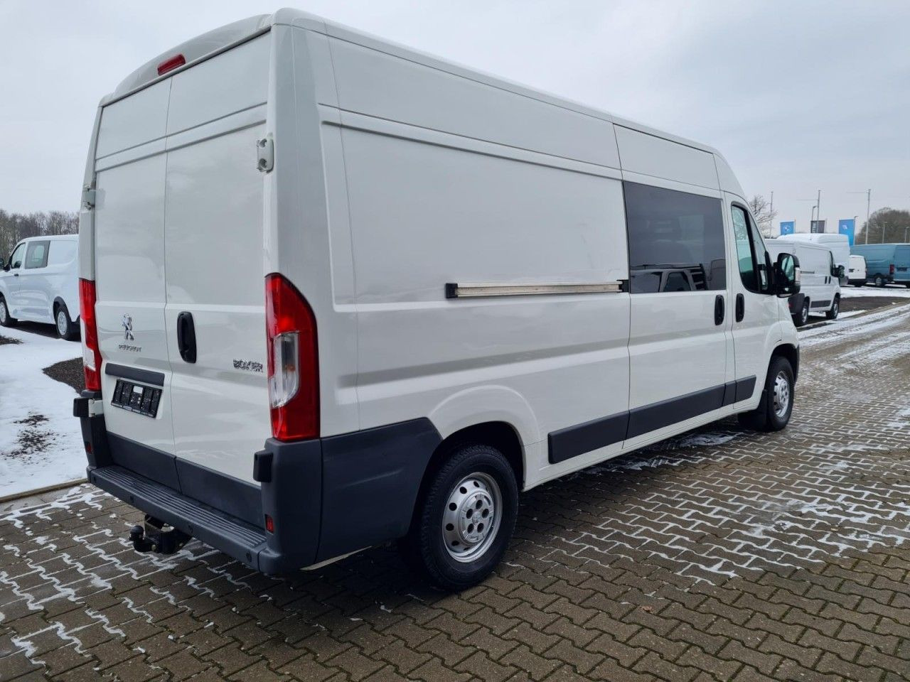 Peugeot Boxer Kasten L3H2 Doka 6-Sitze AHK PDC KLIMA - Mazs furgons, Kravas-pasažieru furgons: foto 5 Peugeot Boxer Kasten L3H2 Doka 6-Sitze AHK PDC KLIMA - Mazs furgons, Kravas-pasažieru furgons: foto 5