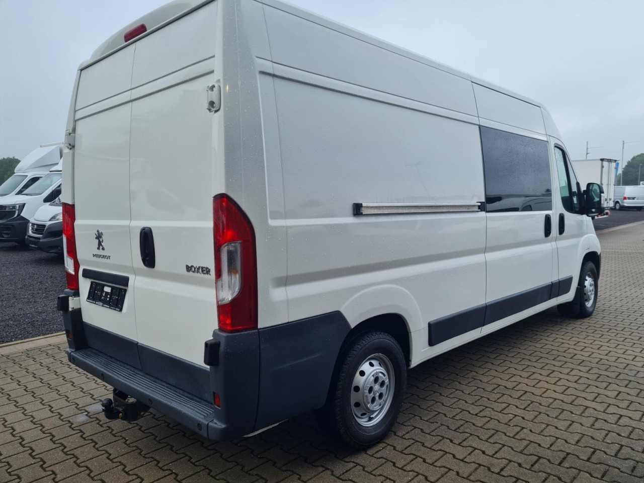 Peugeot Boxer Kasten L3H2 Doka 6-Sitze AHK PDC KLIMA - Mazs furgons, Kravas-pasažieru furgons: foto 4 Peugeot Boxer Kasten L3H2 Doka 6-Sitze AHK PDC KLIMA - Mazs furgons, Kravas-pasažieru furgons: foto 4