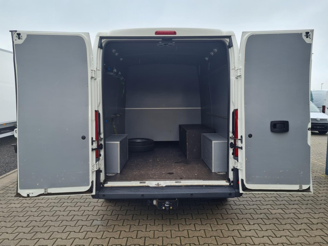 Peugeot Boxer Kasten L3H2 Doka 6-Sitze AHK PDC KLIMA - Mazs furgons, Kravas-pasažieru furgons: foto 5 Peugeot Boxer Kasten L3H2 Doka 6-Sitze AHK PDC KLIMA - Mazs furgons, Kravas-pasažieru furgons: foto 5