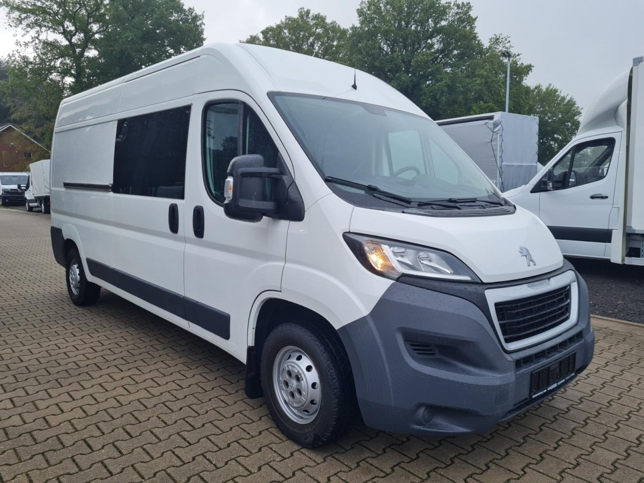 Peugeot Boxer Kasten L3H2 Doka 6-Sitze AHK PDC KLIMA - Mazs furgons, Kravas-pasažieru furgons: foto 3 Peugeot Boxer Kasten L3H2 Doka 6-Sitze AHK PDC KLIMA - Mazs furgons, Kravas-pasažieru furgons: foto 3