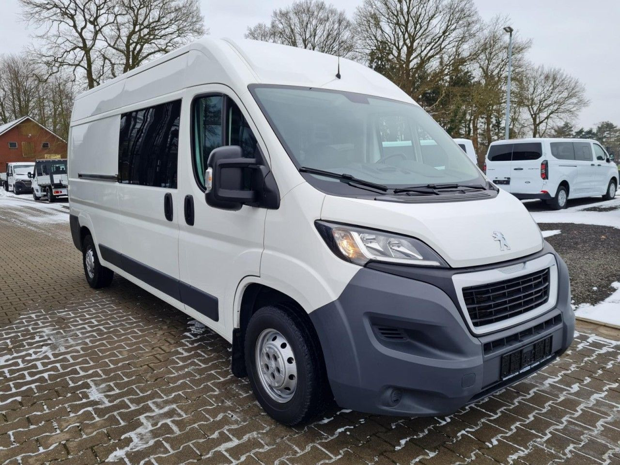 Peugeot Boxer Kasten L3H2 Doka 6-Sitze AHK PDC KLIMA - Mazs furgons, Kravas-pasažieru furgons: foto 3 Peugeot Boxer Kasten L3H2 Doka 6-Sitze AHK PDC KLIMA - Mazs furgons, Kravas-pasažieru furgons: foto 3
