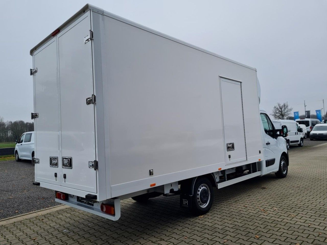 Renault Master 3,5t Koffer dCi 165 mit 10 Pal. Plätze - Furgons ar slēgtā virsbūve: foto 5 Renault Master 3,5t Koffer dCi 165 mit 10 Pal. Plätze - Furgons ar slēgtā virsbūve: foto 5