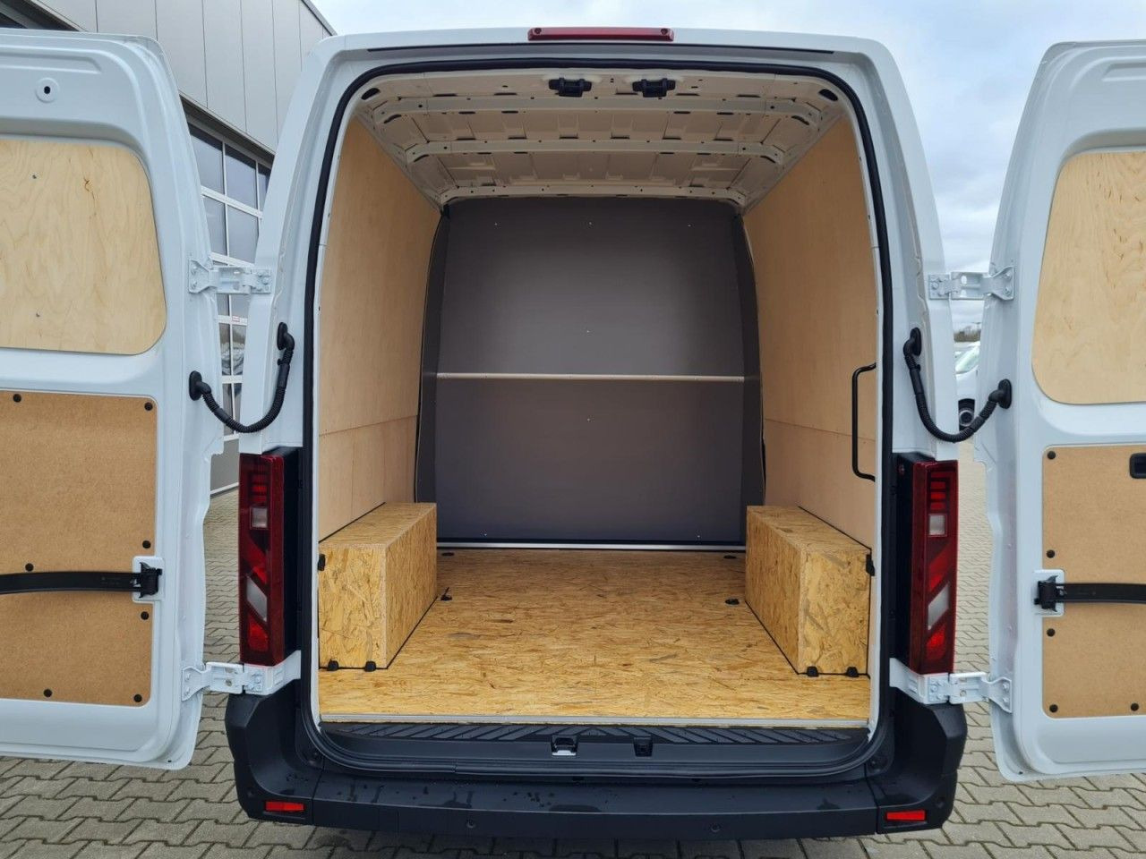 Renault Master 35 Kasten L3 Doka 7-Sitze KLIMA TEMPOMAT - Kravas mikroautobuss, Kravas-pasažieru furgons: foto 5 Renault Master 35 Kasten L3 Doka 7-Sitze KLIMA TEMPOMAT - Kravas mikroautobuss, Kravas-pasažieru furgons: foto 5