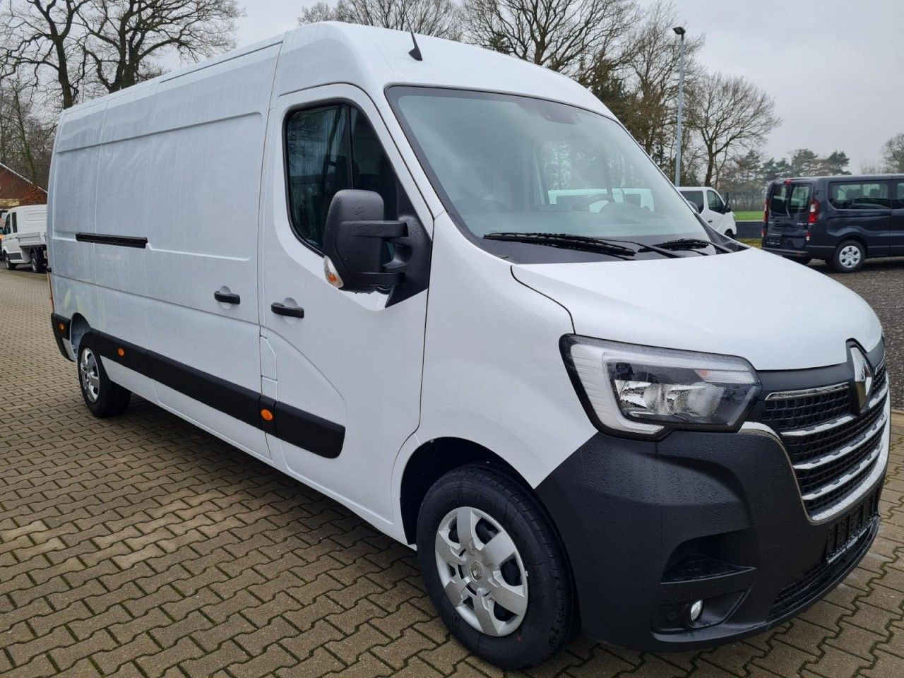 Renault Master 35 Kasten L3H2 PDC KLIMA KOMFORT Navi App - Kravas mikroautobuss: foto 3 Renault Master 35 Kasten L3H2 PDC KLIMA KOMFORT Navi App - Kravas mikroautobuss: foto 3