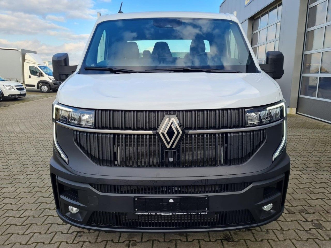 Renault Master New 35 Pritsche lang KLIMA KOMFORT TEMPOM - Automašīna ar kravas platformu: foto 2 Renault Master New 35 Pritsche lang KLIMA KOMFORT TEMPOM - Automašīna ar kravas platformu: foto 2