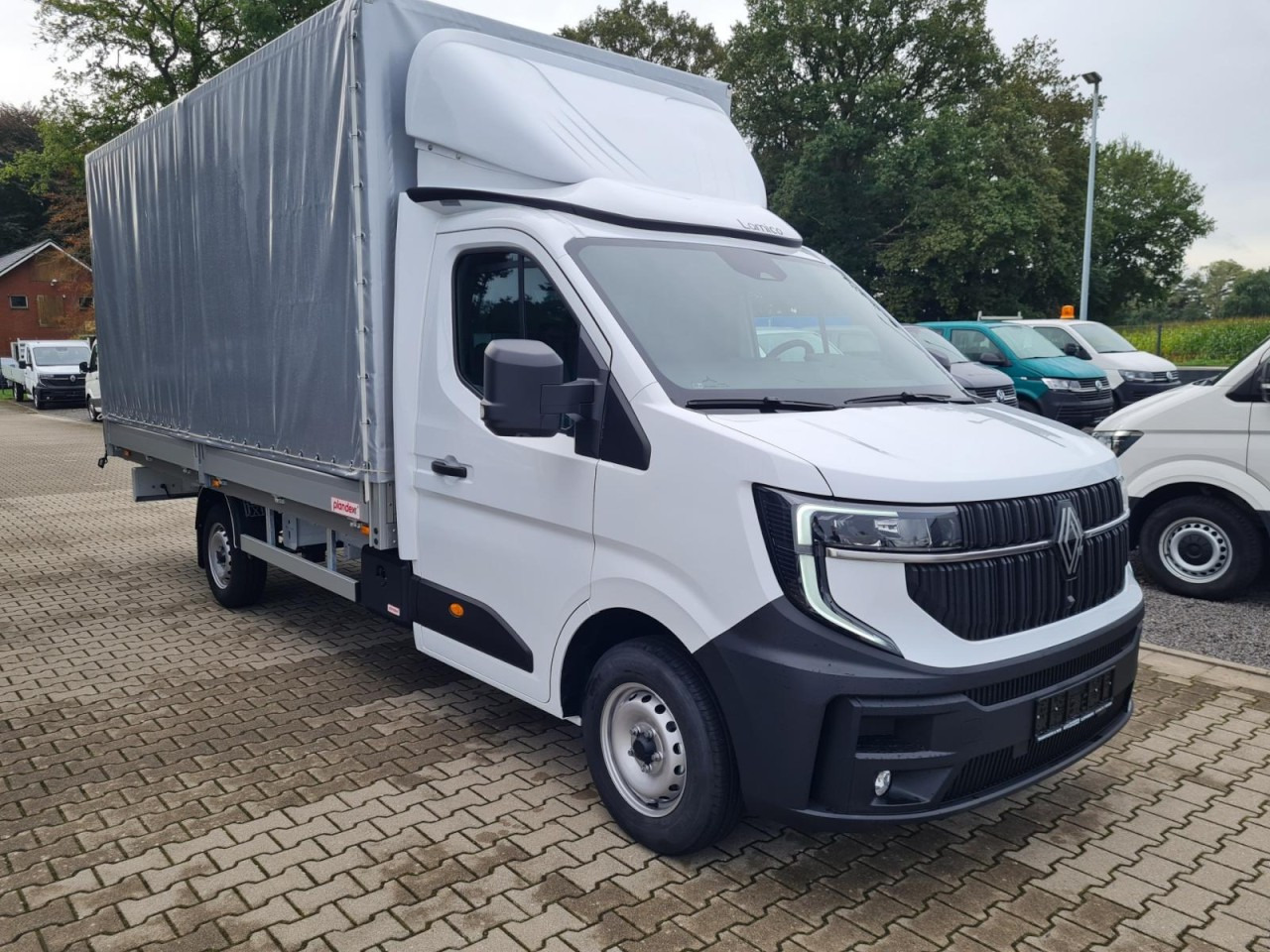 Renault Master Pritsche Schiebe Plane 10 Pal. LUFTFEDERUNG - Furgons ar tentu: foto 4 Renault Master Pritsche Schiebe Plane 10 Pal. LUFTFEDERUNG - Furgons ar tentu: foto 4