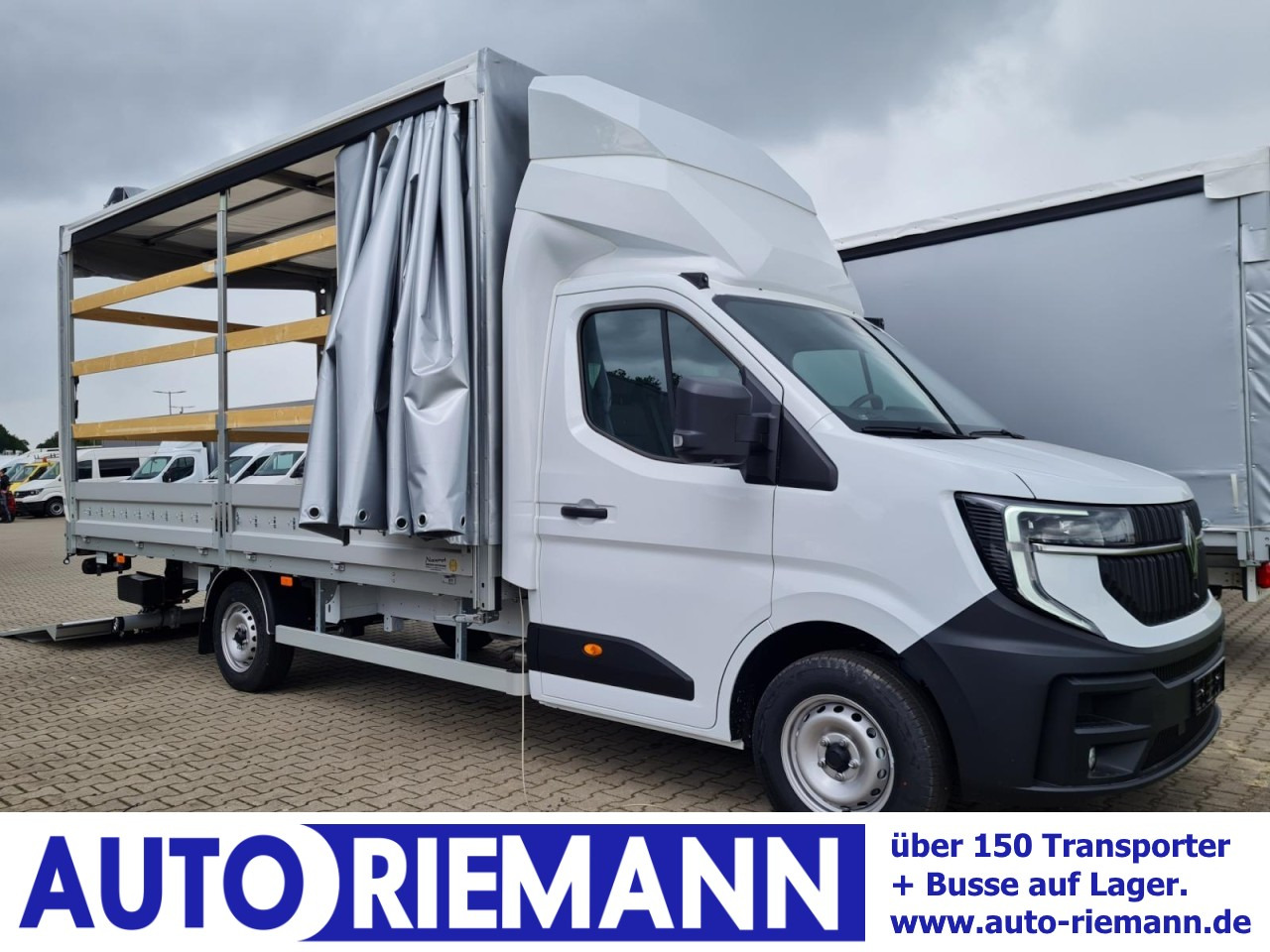 Renault Master Pritsche Schiebe Plane LBW Luftfederung - Furgons ar tentu: foto 1 Renault Master Pritsche Schiebe Plane LBW Luftfederung - Furgons ar tentu: foto 1