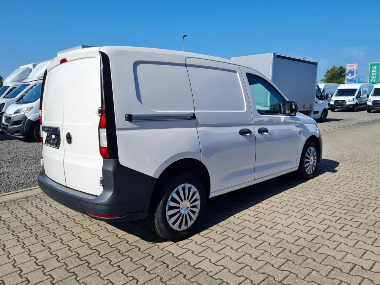 Volkswagen Caddy Cargo Kasten 2.0 TDI KLIMA KOMFORT PDC - Mazs furgons: foto 3 Volkswagen Caddy Cargo Kasten 2.0 TDI KLIMA KOMFORT PDC - Mazs furgons: foto 3