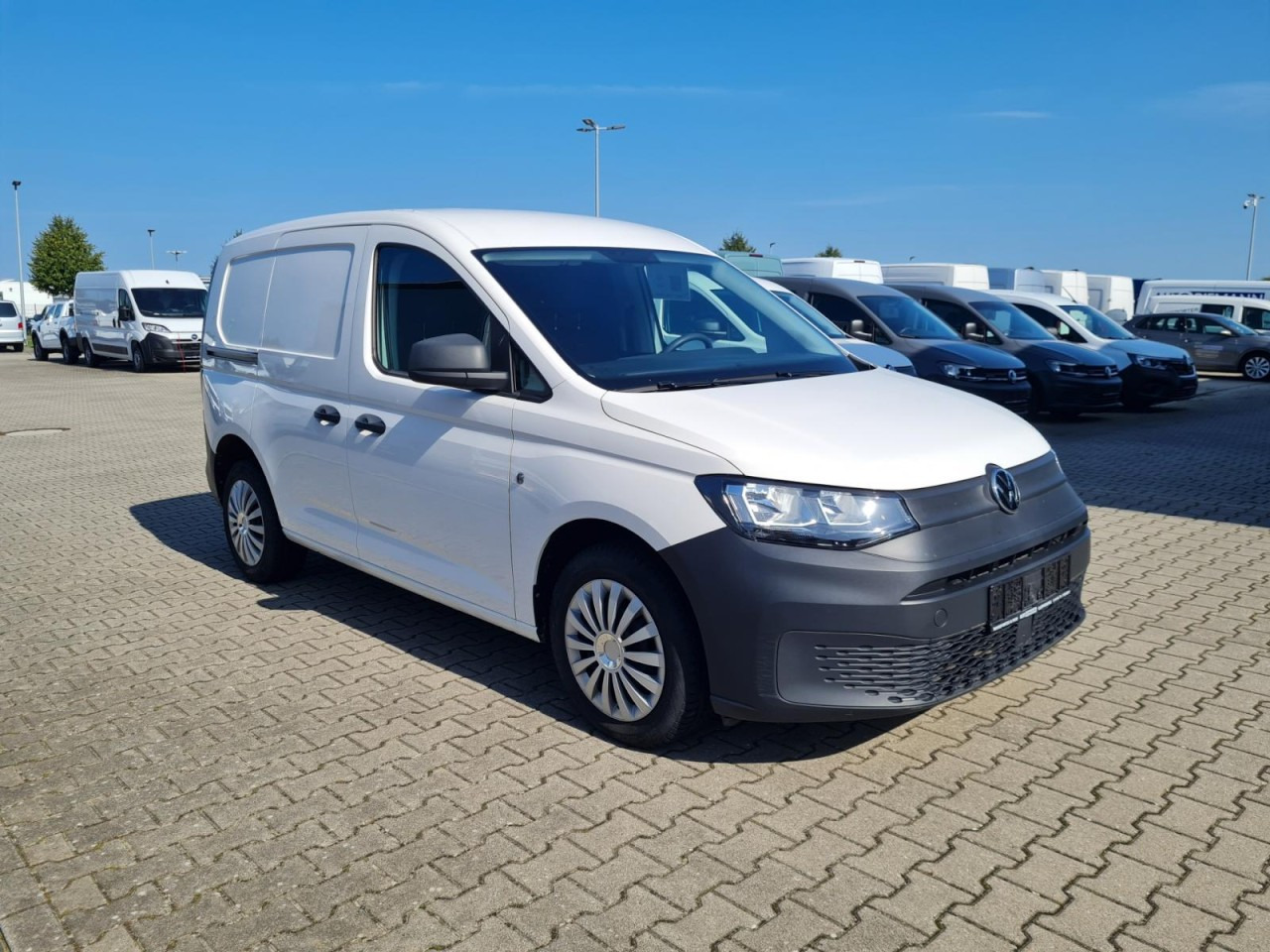 Volkswagen Caddy Cargo Kasten 2.0 TDI KLIMA KOMFORT PDC - Mazs furgons: foto 4 Volkswagen Caddy Cargo Kasten 2.0 TDI KLIMA KOMFORT PDC - Mazs furgons: foto 4