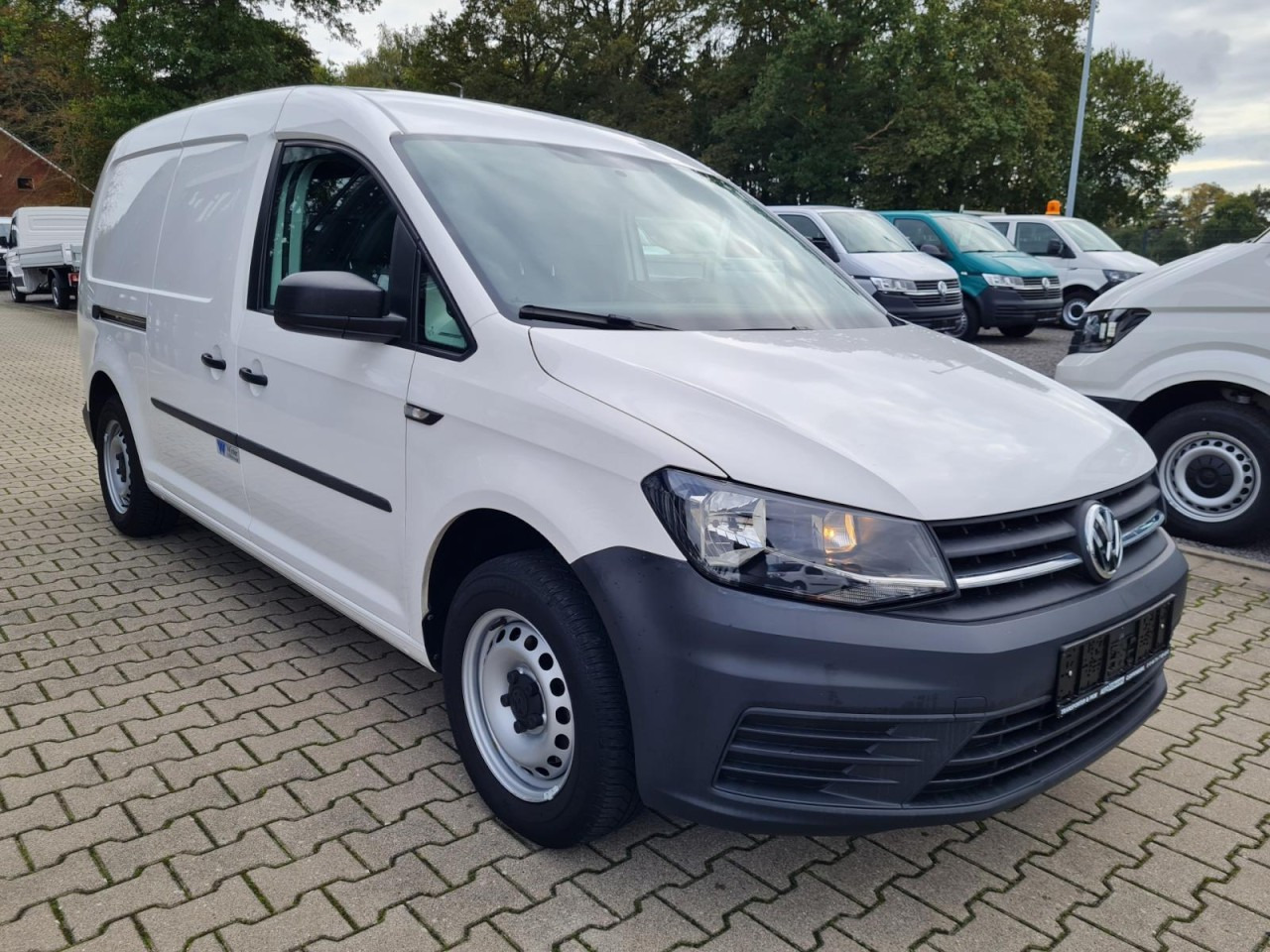 Volkswagen Caddy Kühlkasten Maxi TDI AG Stand-/Fahrkühlung - Komercauto refrižerators: foto 3 Volkswagen Caddy Kühlkasten Maxi TDI AG Stand-/Fahrkühlung - Komercauto refrižerators: foto 3