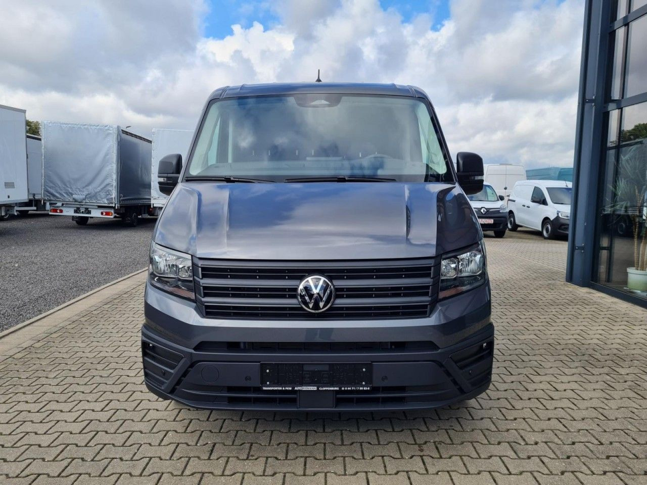 Volkswagen Crafter 35 Doka 7-Sitze MAXI L4 KLIMA TEMPOMAT - Automašīna ar kravas platformu, Kravas-pasažieru furgons: foto 2 Volkswagen Crafter 35 Doka 7-Sitze MAXI L4 KLIMA TEMPOMAT - Automašīna ar kravas platformu, Kravas-pasažieru furgons: foto 2