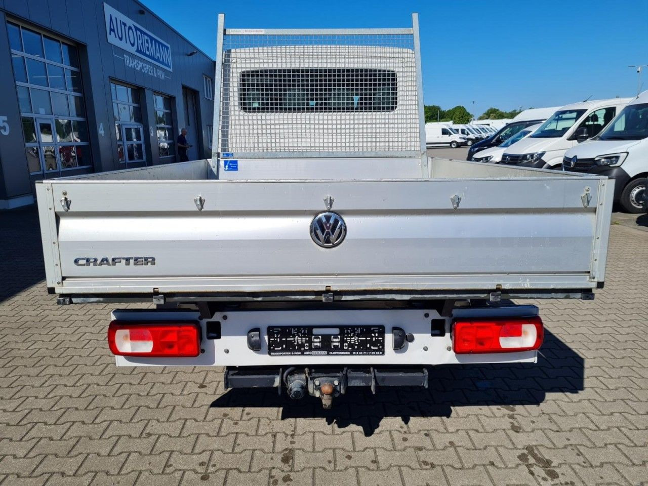 Volkswagen Crafter 35 Doka MR 7-Sitze AHK KLIMA KOMFORT - Automašīna ar kravas platformu: foto 5 Volkswagen Crafter 35 Doka MR 7-Sitze AHK KLIMA KOMFORT - Automašīna ar kravas platformu: foto 5