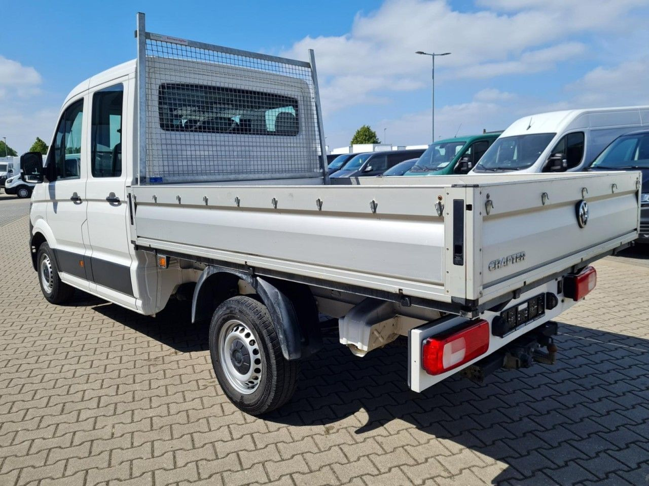 Volkswagen Crafter 35 Doka MR 7-Sitze AHK KLIMA KOMFORT - Automašīna ar kravas platformu: foto 4 Volkswagen Crafter 35 Doka MR 7-Sitze AHK KLIMA KOMFORT - Automašīna ar kravas platformu: foto 4